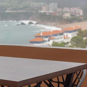 https://apto-con-vistas-al-mar-gure-izarra-en-bakio.basquecountryhotels.org